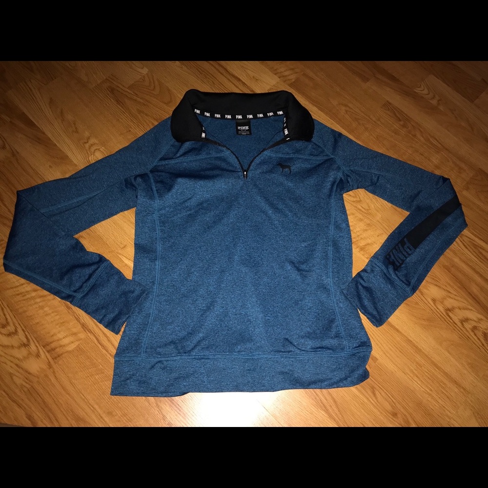 VS quarter zip up